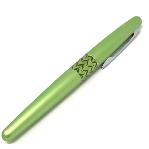 Pilot Metropolitan Fountain Pen - Retro Pop Green - Fine Nib